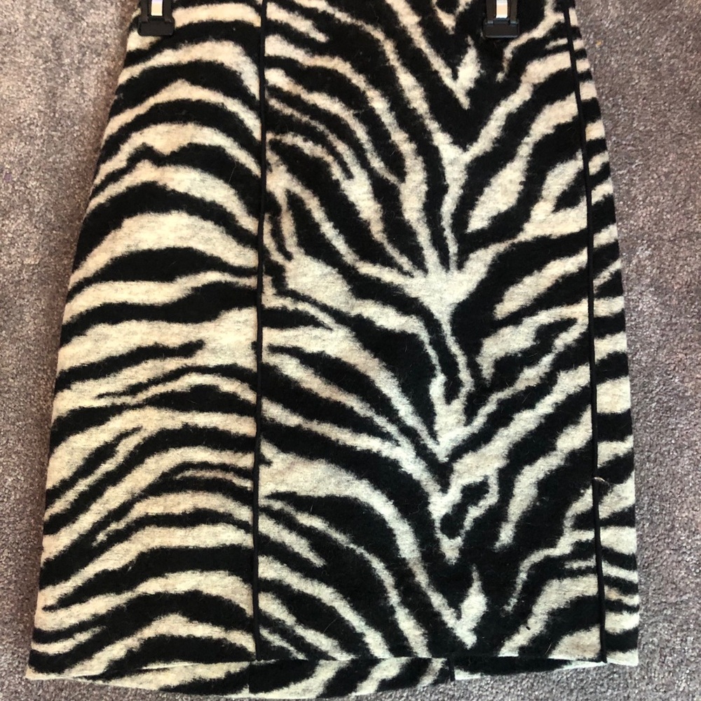 Zebra pencil skirt size 4